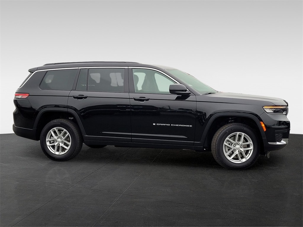 New 2025 Jeep Grand Cherokee L LAREDO X 4X2 Sport Utility
