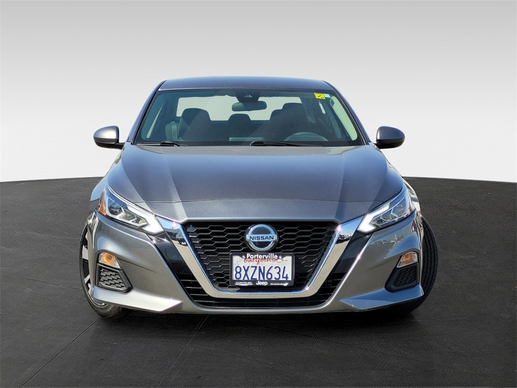 Used 2022 Nissan Altima SV with VIN 1N4BL4DV3NN319874 for sale in Porterville, CA