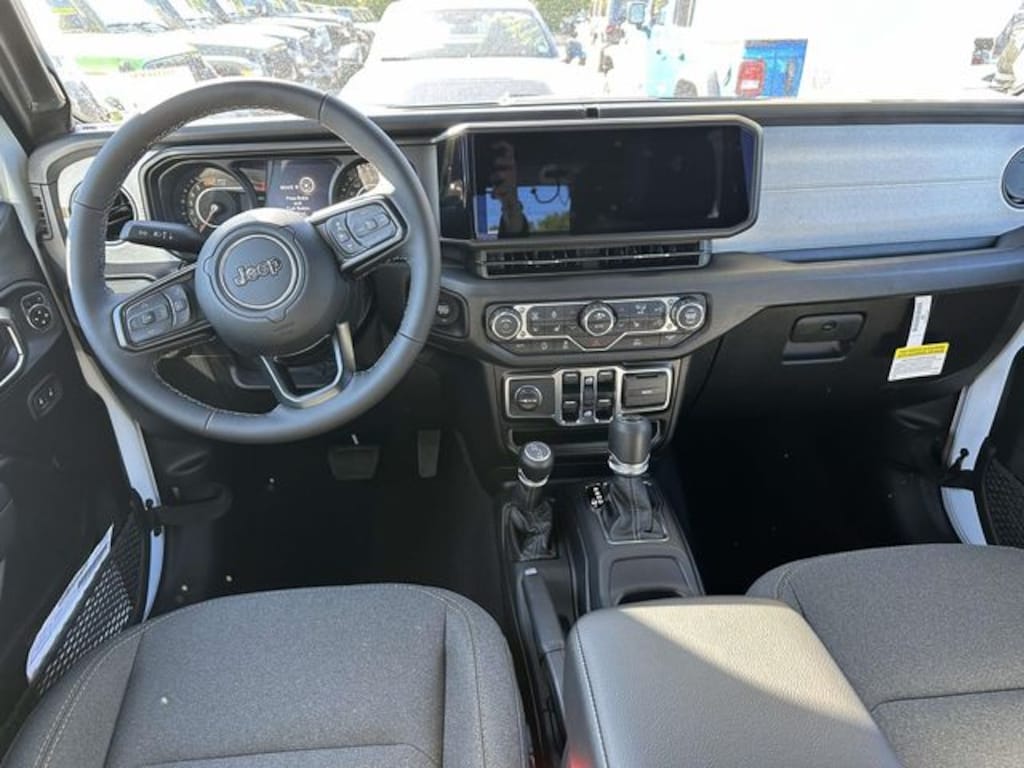 New 2026 Jeep Wrangler 4-DOOR SPORT S Sport Utility