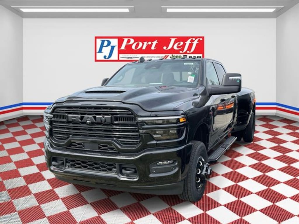 New 2026 Ram 3500 LARAMIE CREW CAB 4X4 8' BOX Pickup