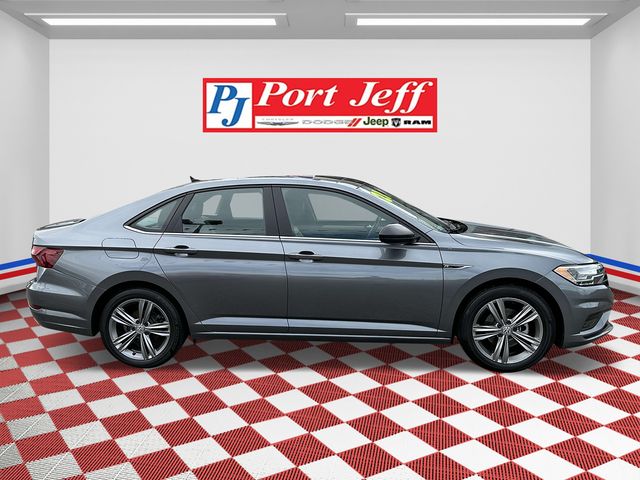 2021 Volkswagen Jetta R-Line photo 4