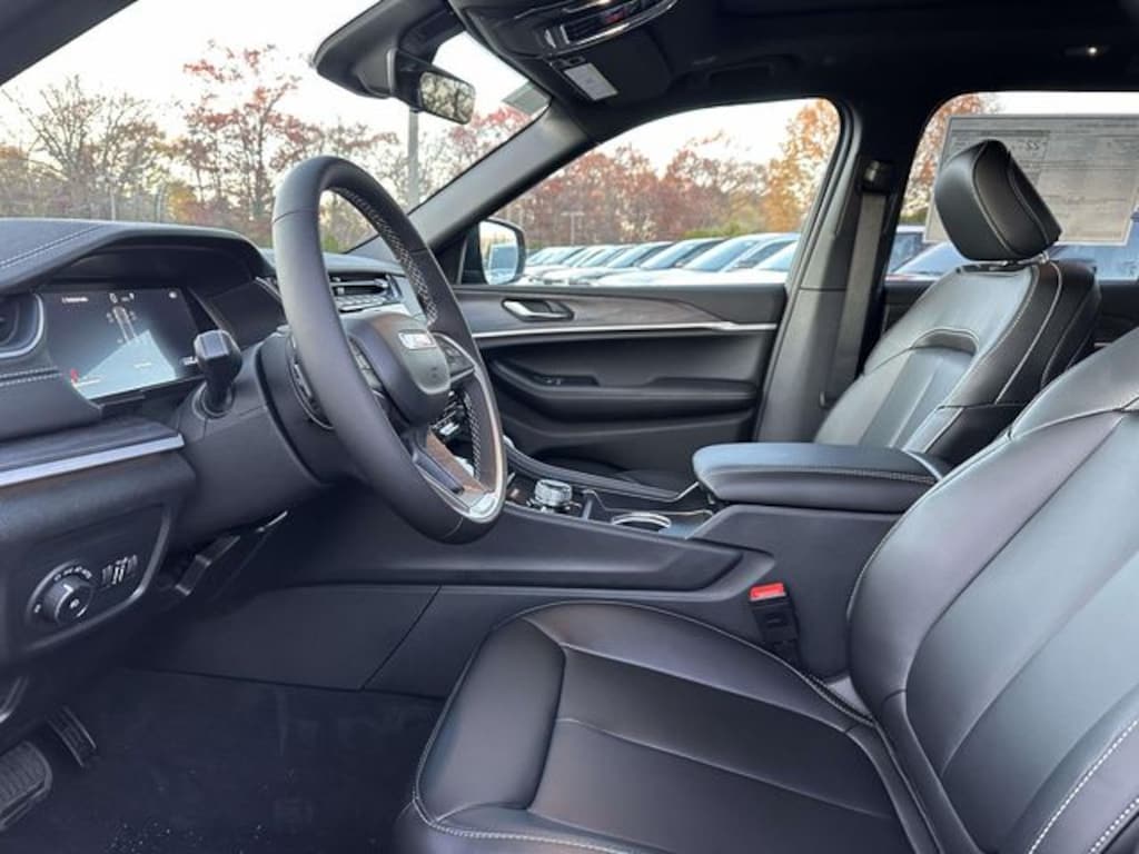 New 2025 Jeep Grand Cherokee LIMITED 4X4 Sport Utility