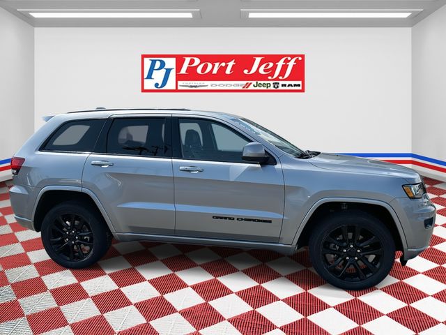 2021 Jeep Grand Cherokee Laredo X photo 4