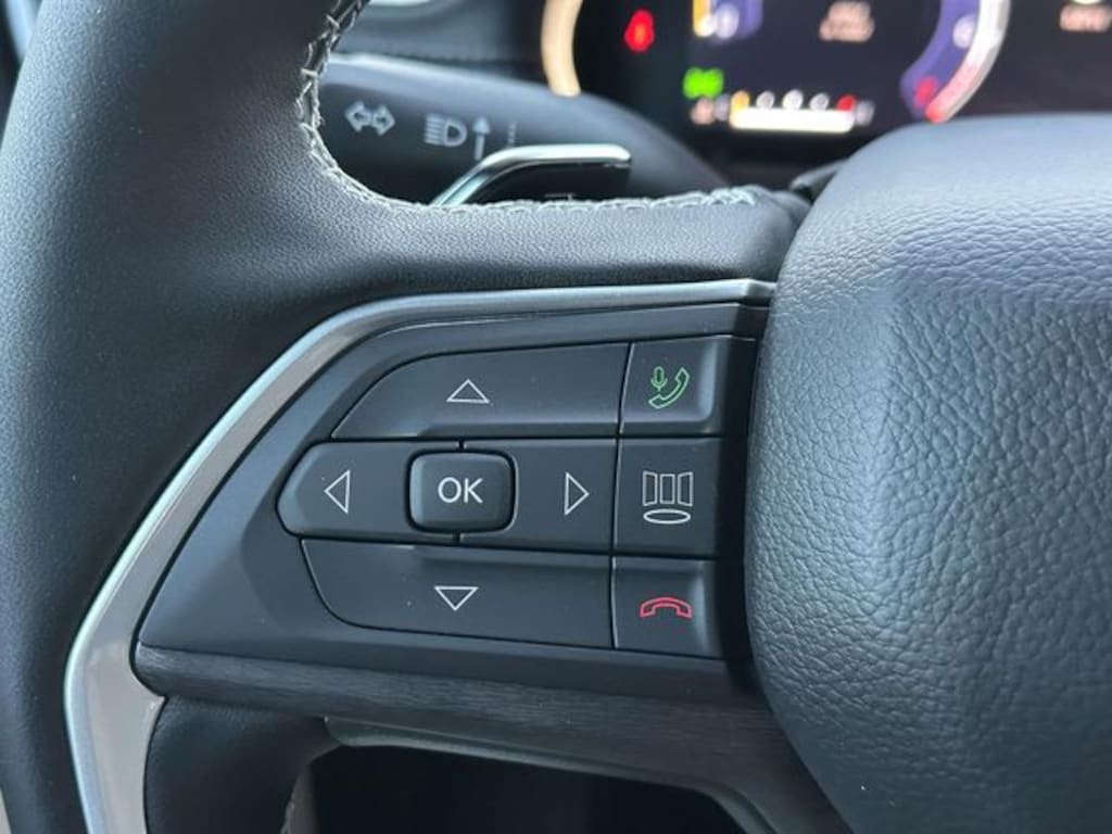 New 2025 Jeep Grand Cherokee LIMITED 4X4 Sport Utility