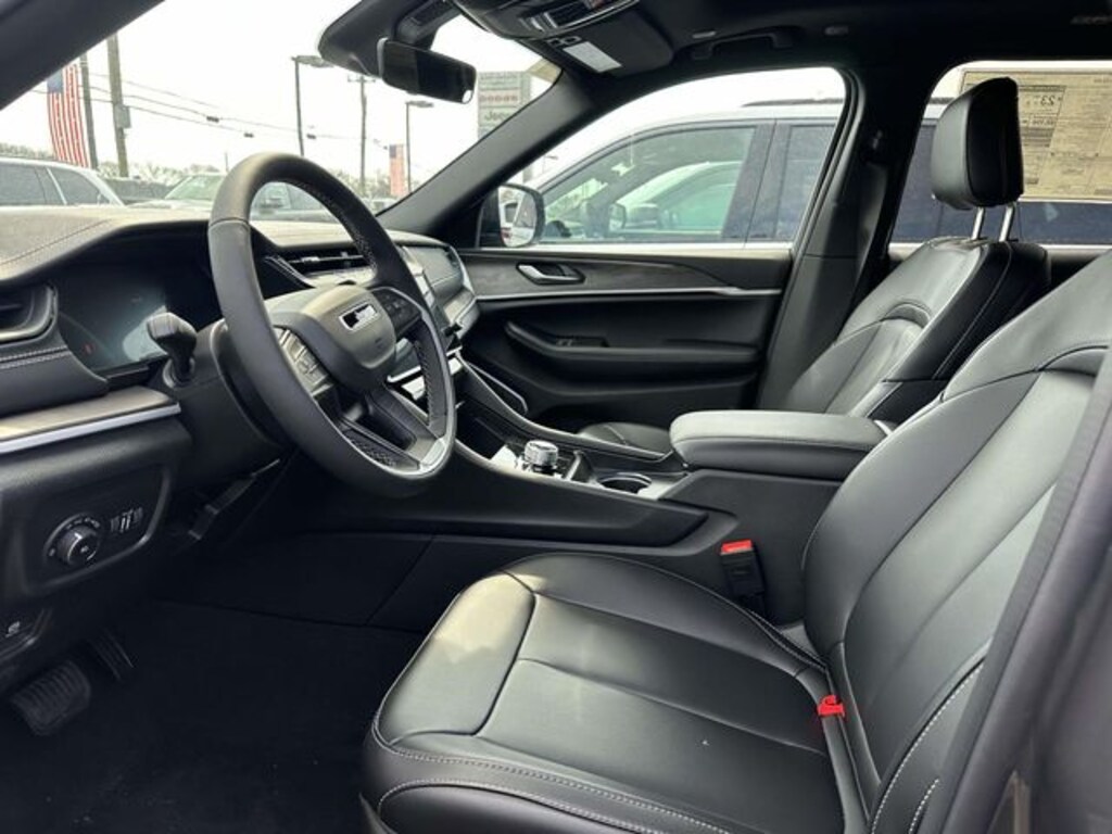 New 2026 Jeep Grand Cherokee LIMITED 4X4 Sport Utility