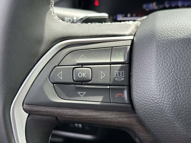 2025 Jeep Grand Cherokee Limited photo 4