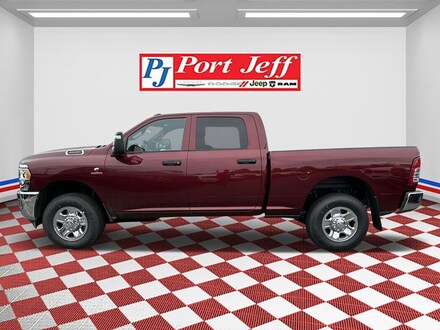 2024 Ram 3500 TRADESMAN CREW CAB 4X4 6'4 BOX Pickup