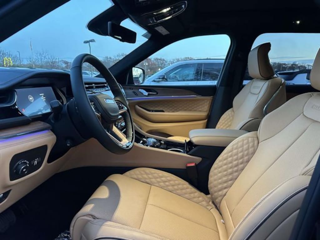 New 2025 Jeep Grand Cherokee SUMMIT RESERVE 4X4 Sport Utility