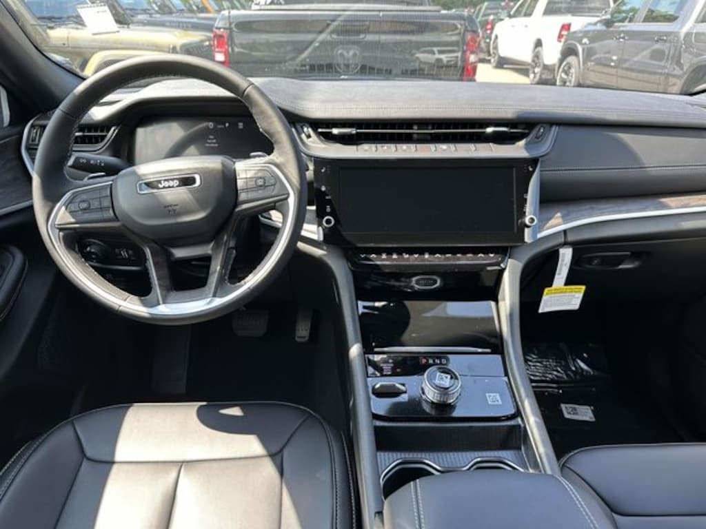 New 2026 Jeep Grand Cherokee LIMITED 4X4 Sport Utility