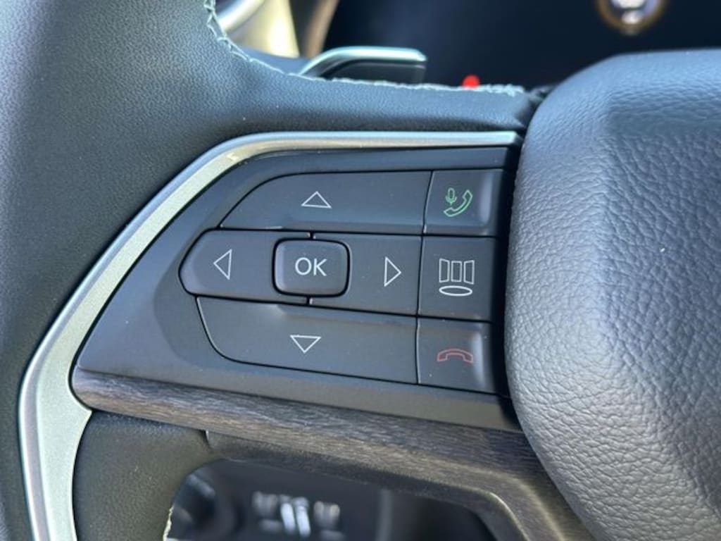 New 2025 Jeep Grand Cherokee LIMITED 4X4 Sport Utility