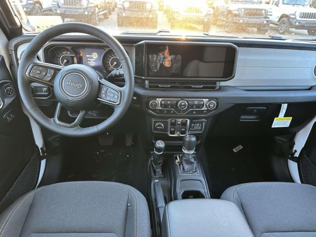 New 2026 Jeep Wrangler 4-DOOR SPORT S Sport Utility