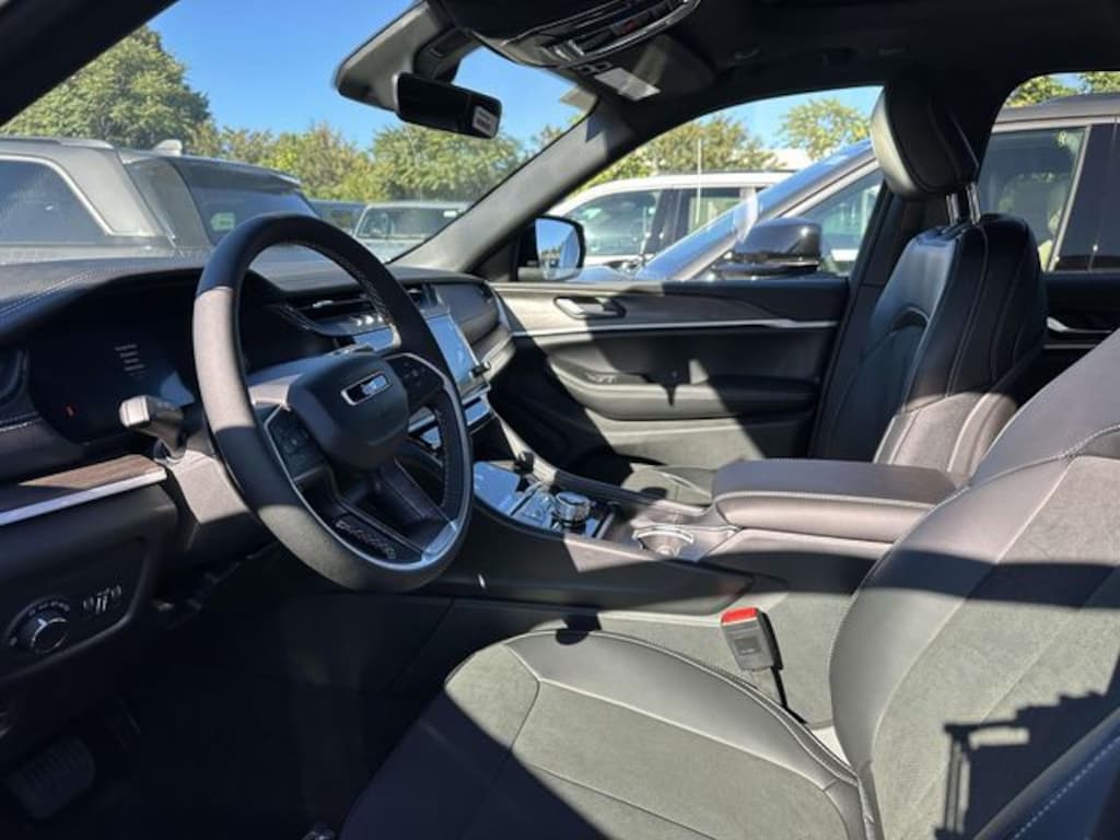 New 2026 Jeep Grand Cherokee LAREDO ALTITUDE 4X4 Sport Utility