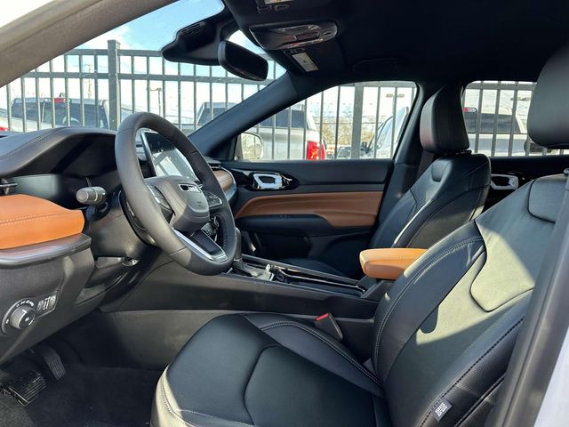 2025 Jeep Compass Limited photo 2
