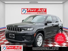 2023 Jeep Grand Cherokee Laredo SUV