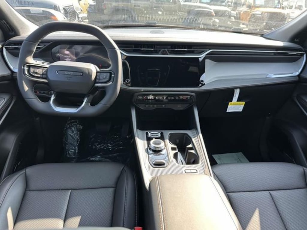 New 2026 Jeep Grand Cherokee L LAREDO ALTITUDE 4X4 Sport Utility