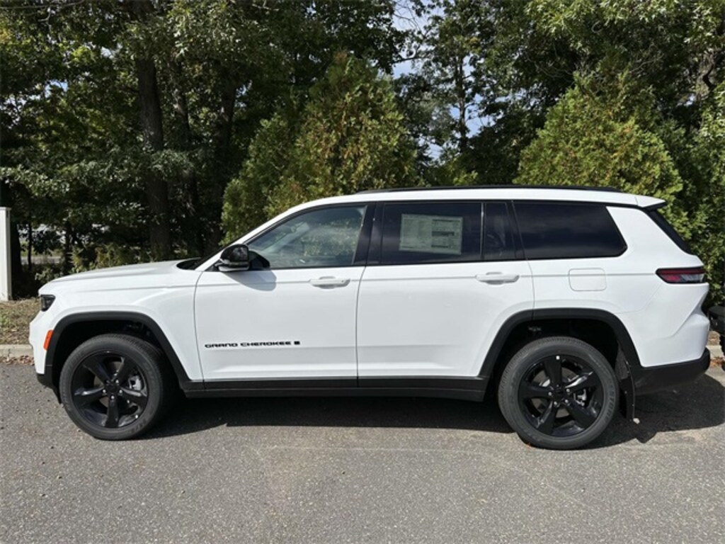 New 2025 Jeep Grand Cherokee L ALTITUDE X 4X4 For Sale Port Jefferson