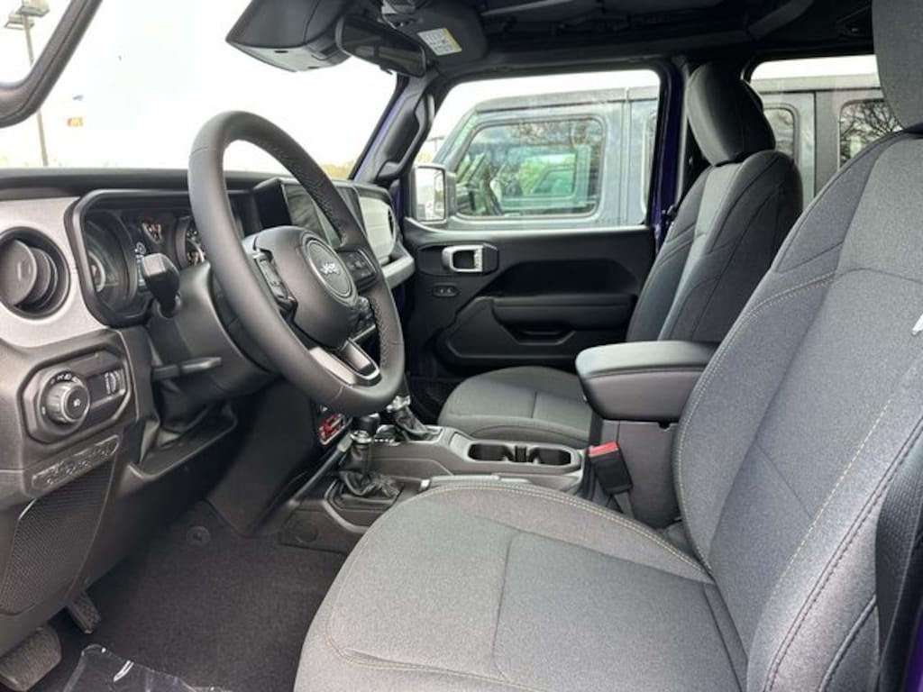 New 2026 Jeep Wrangler 4-DOOR SPORT S Sport Utility