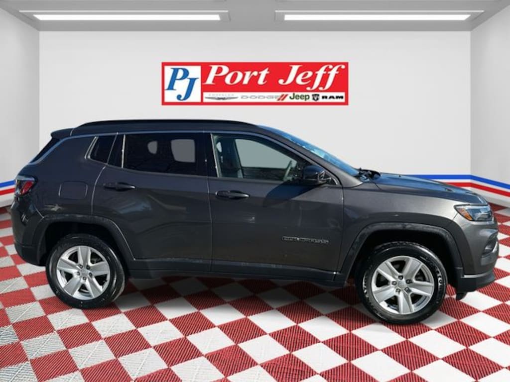 Used 2022 Jeep Compass Latitude SUV