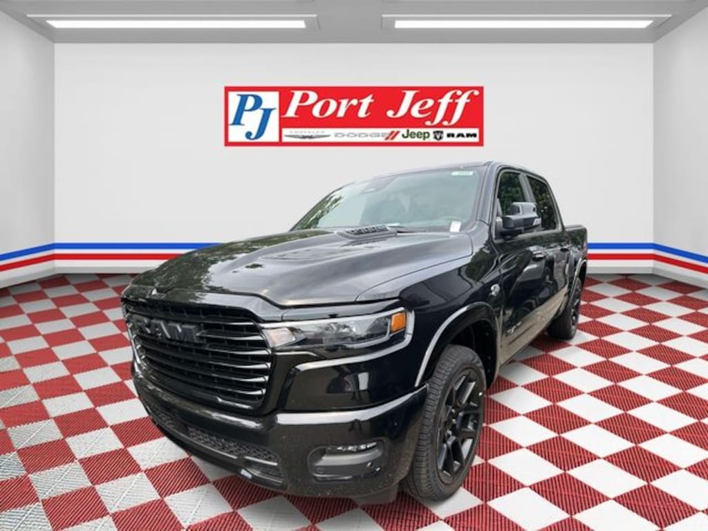 New 2026 Ram 1500 LARAMIE CREW CAB 4X4 5'7 BOX Pickup