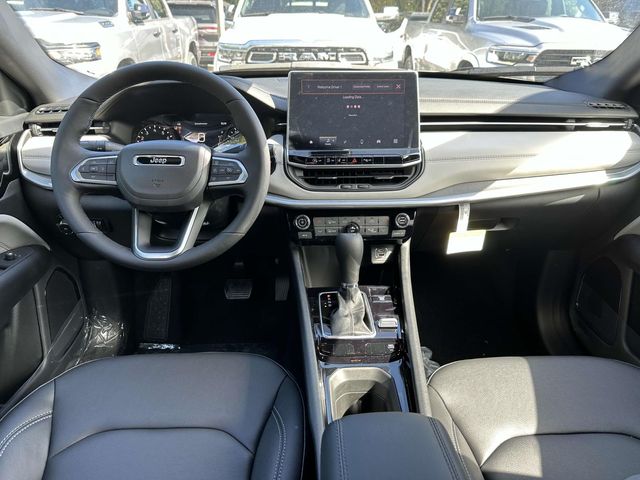 2025 Jeep Compass Limited photo 2