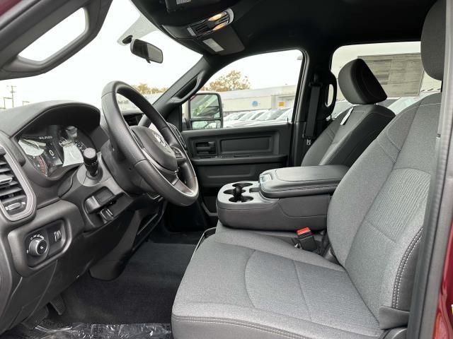 2024 Ram 3500 Tradesman photo 3