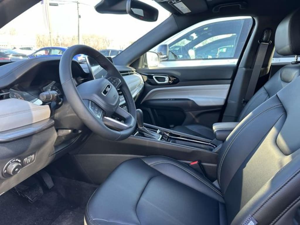 New 2026 Jeep Compass LIMITED 4X4 Sport Utility