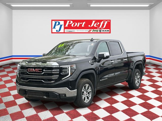 2025 GMC Sierra 4WD Crew Cab Short Box SLT's photo