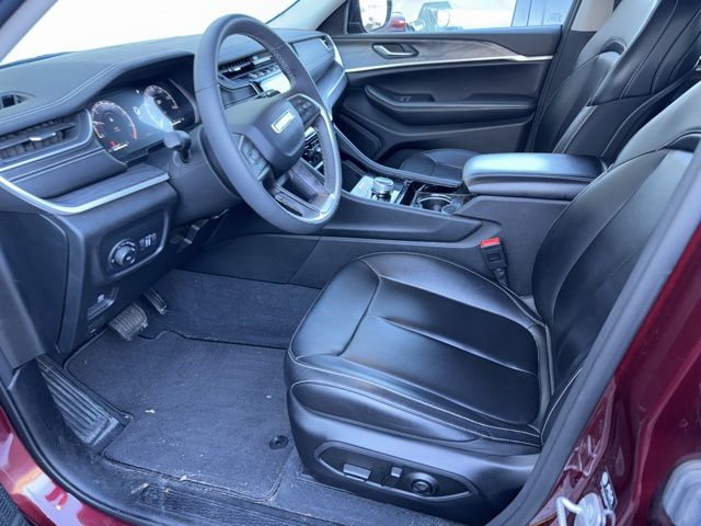 2023 Jeep Grand Cherokee Limited's photo