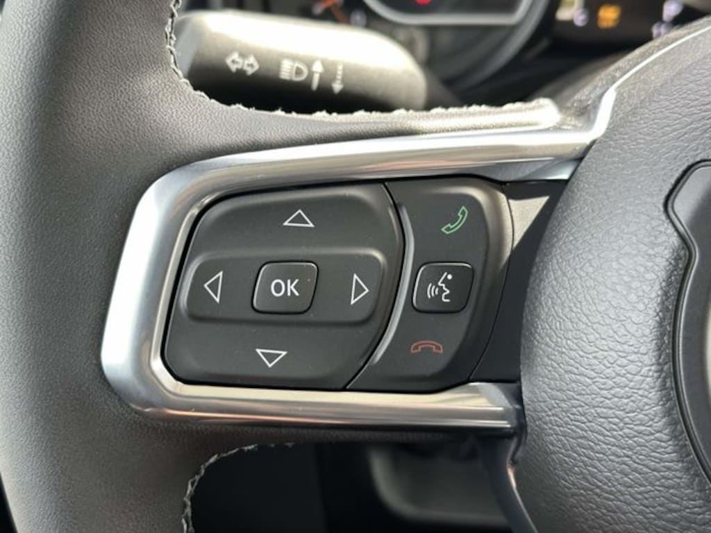 New 2025 Jeep Wrangler 4-DOOR SAHARA Sport Utility