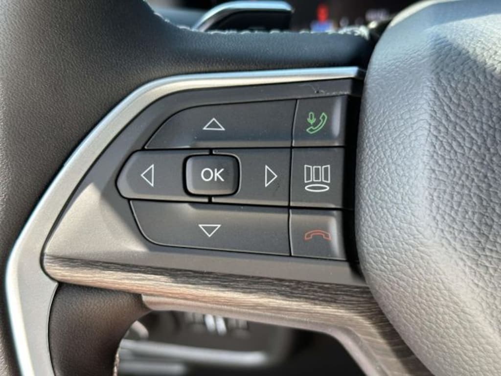 New 2026 Jeep Grand Cherokee LIMITED 4X4 Sport Utility