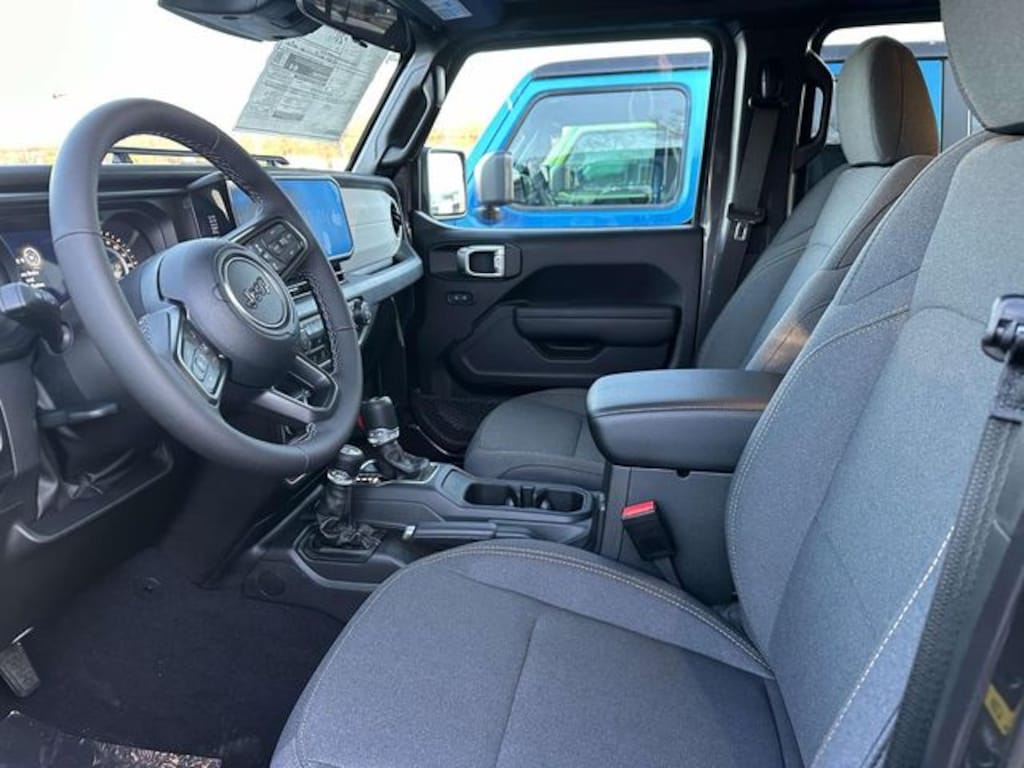 New 2026 Jeep Wrangler 4-DOOR WILLYS Sport Utility