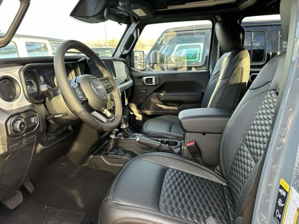 New 2026 Jeep Wrangler 4-DOOR SPORT S Sport Utility