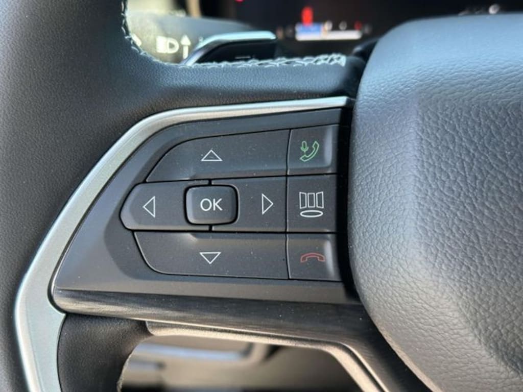 New 2026 Jeep Grand Cherokee L LAREDO X 4X4 Sport Utility