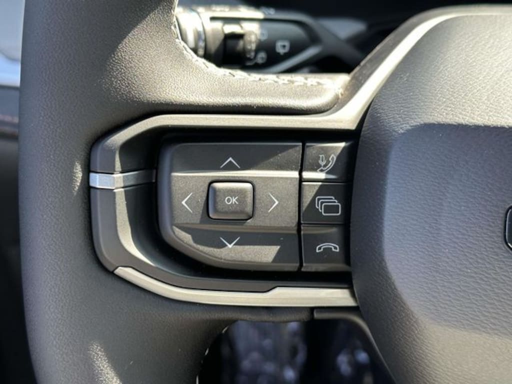 New 2026 Jeep Grand Cherokee L LAREDO ALTITUDE 4X4 Sport Utility