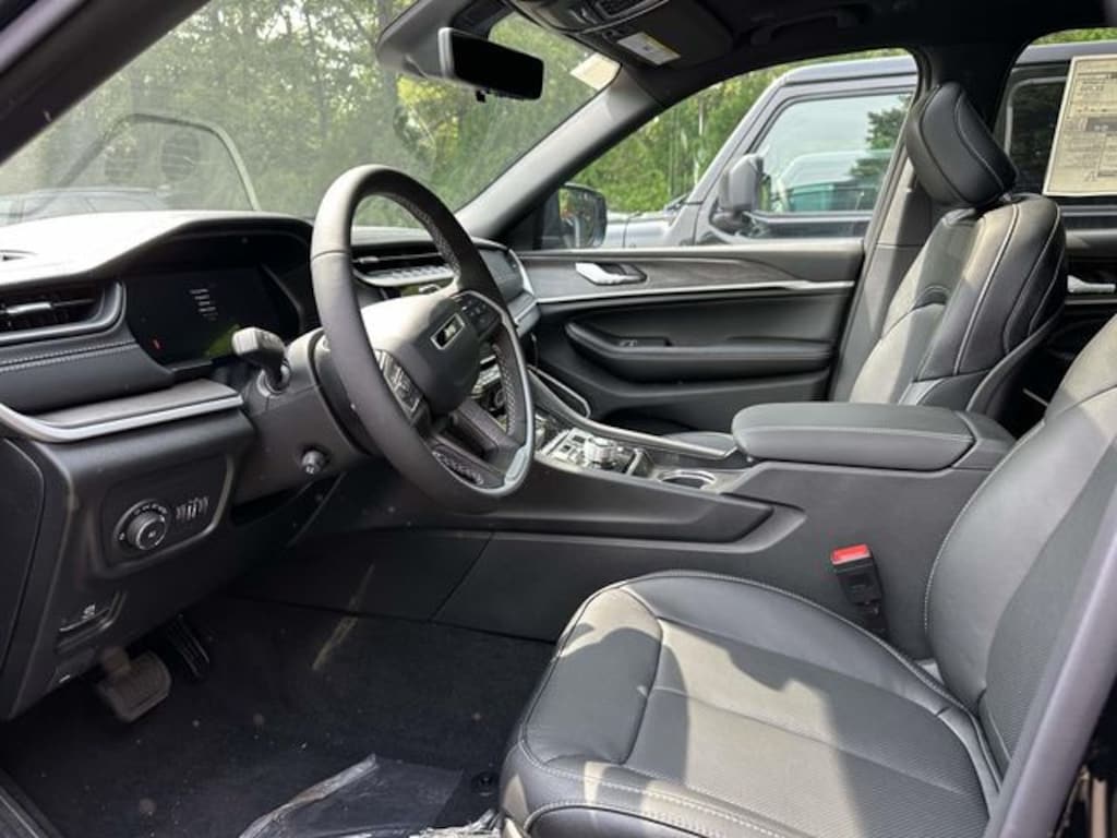 New 2026 Jeep Grand Cherokee L LIMITED RESERVE 4X4 Sport Utility