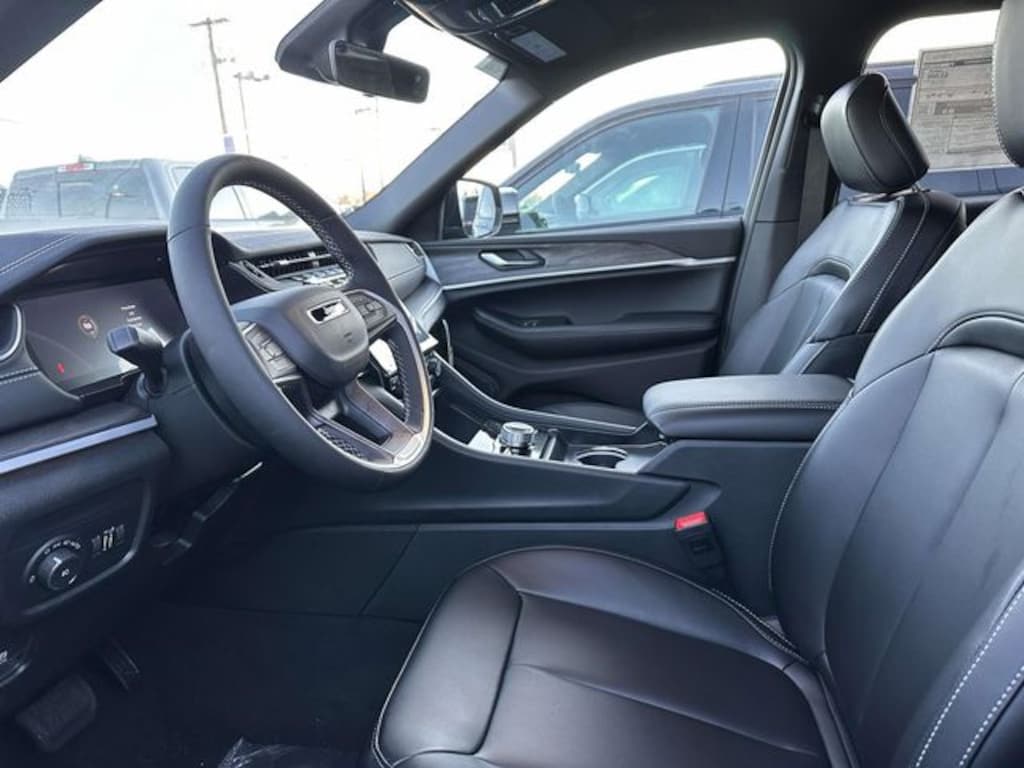 New 2025 Jeep Grand Cherokee ALTITUDE X 4X4 Sport Utility