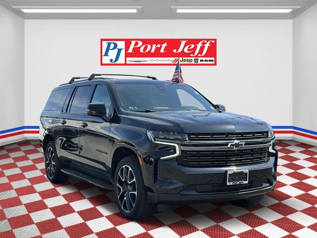 2021 Chevrolet Suburban RST photo 3