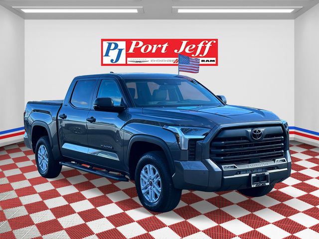 2024 Toyota Tundra SR5 photo 3