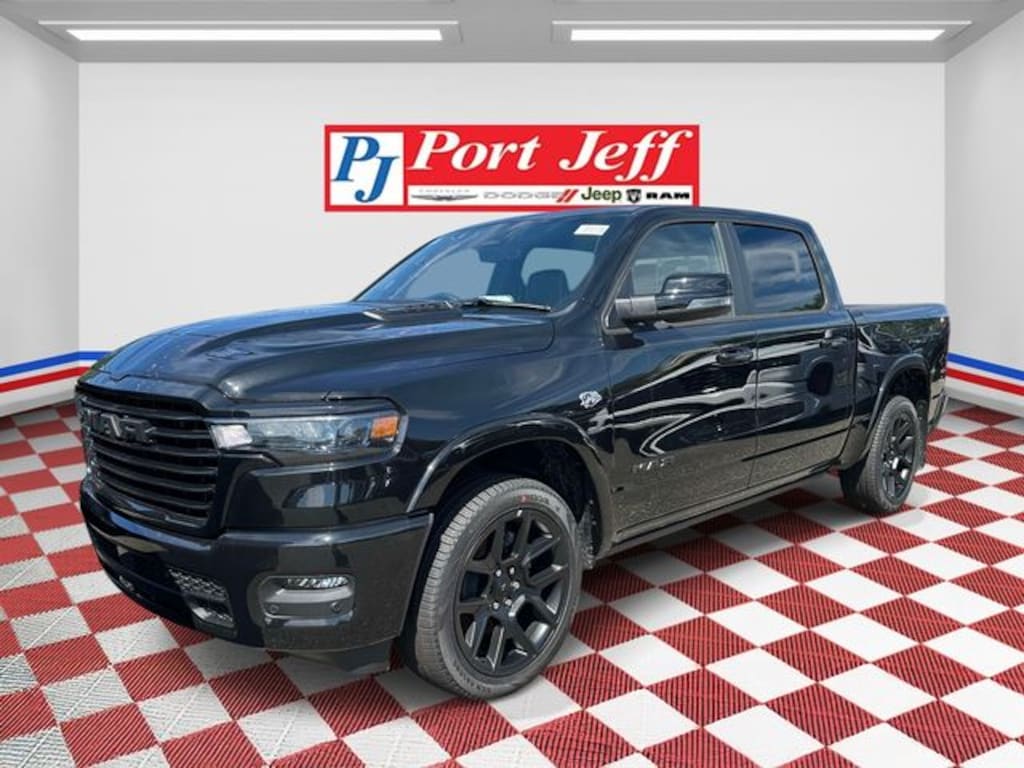 New 2026 Ram 1500 LARAMIE CREW CAB 4X4 5'7 BOX Pickup
