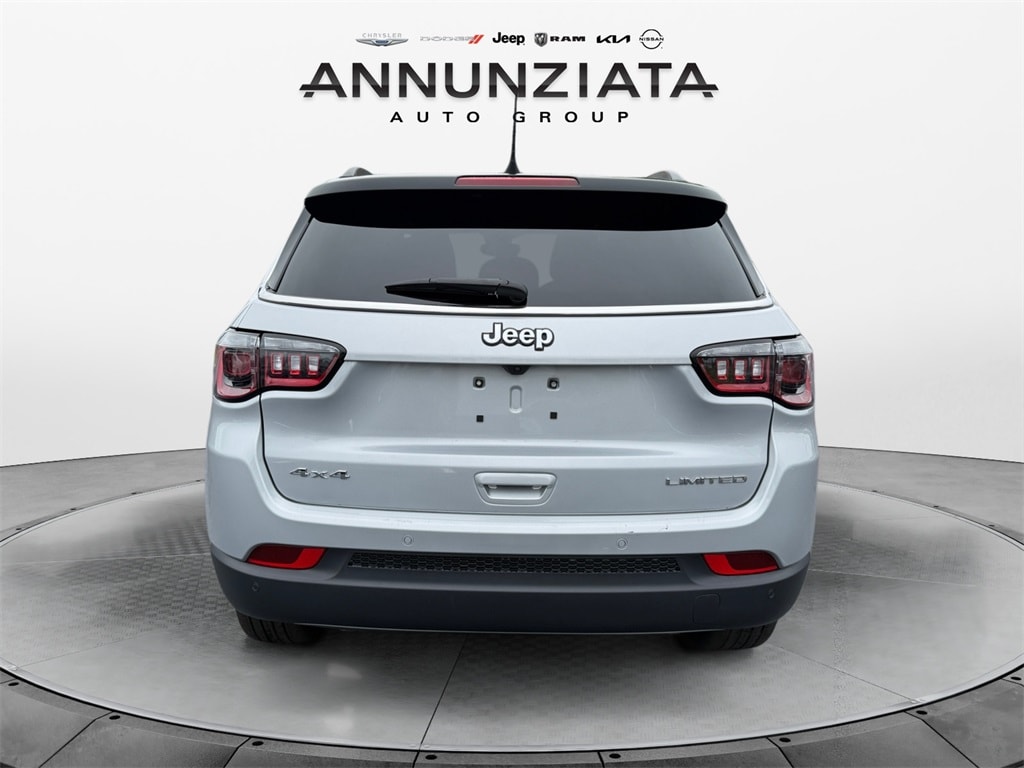 Used 2024 Jeep Compass Limited SUV