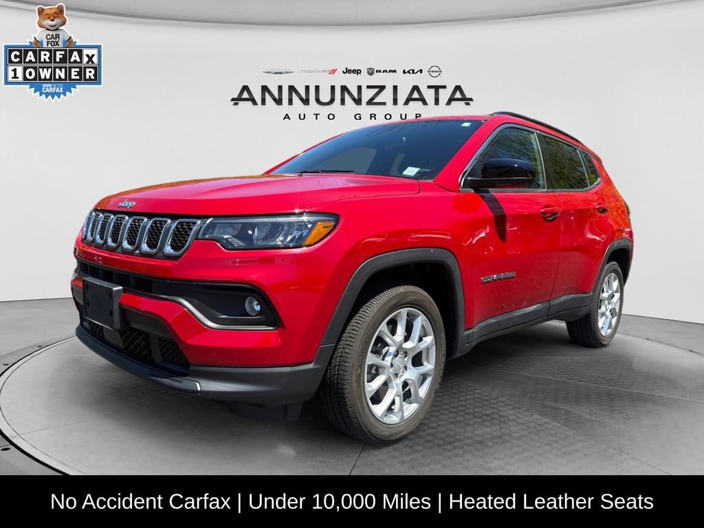 2023 Jeep Compass Latitude Lux 4X4's photo