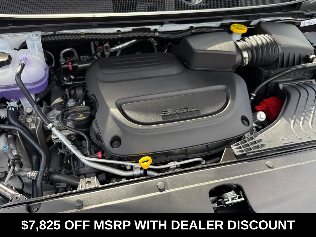 2026 Chrysler Pacifica Select - Photo 21