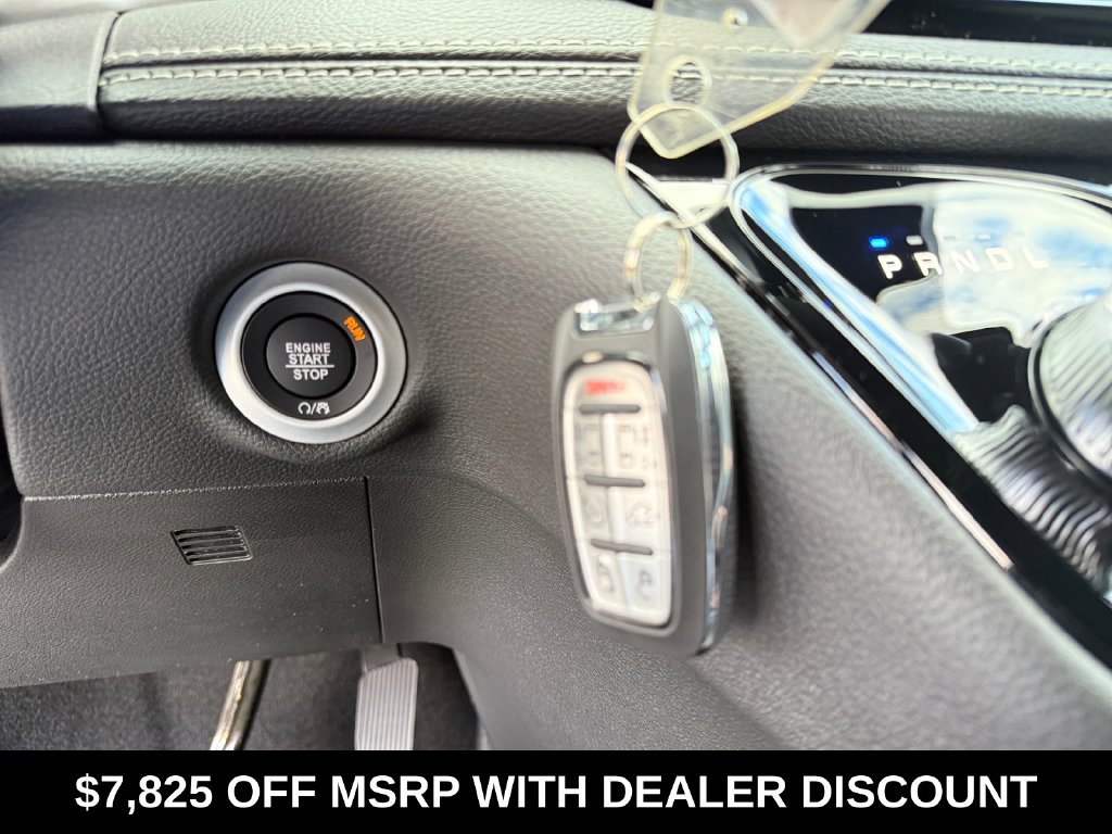 2026 Chrysler Pacifica Select - Photo 29