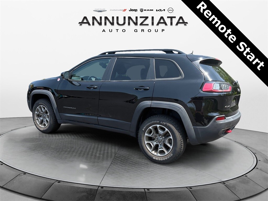 2022 Jeep Cherokee Trailhawk photo 3