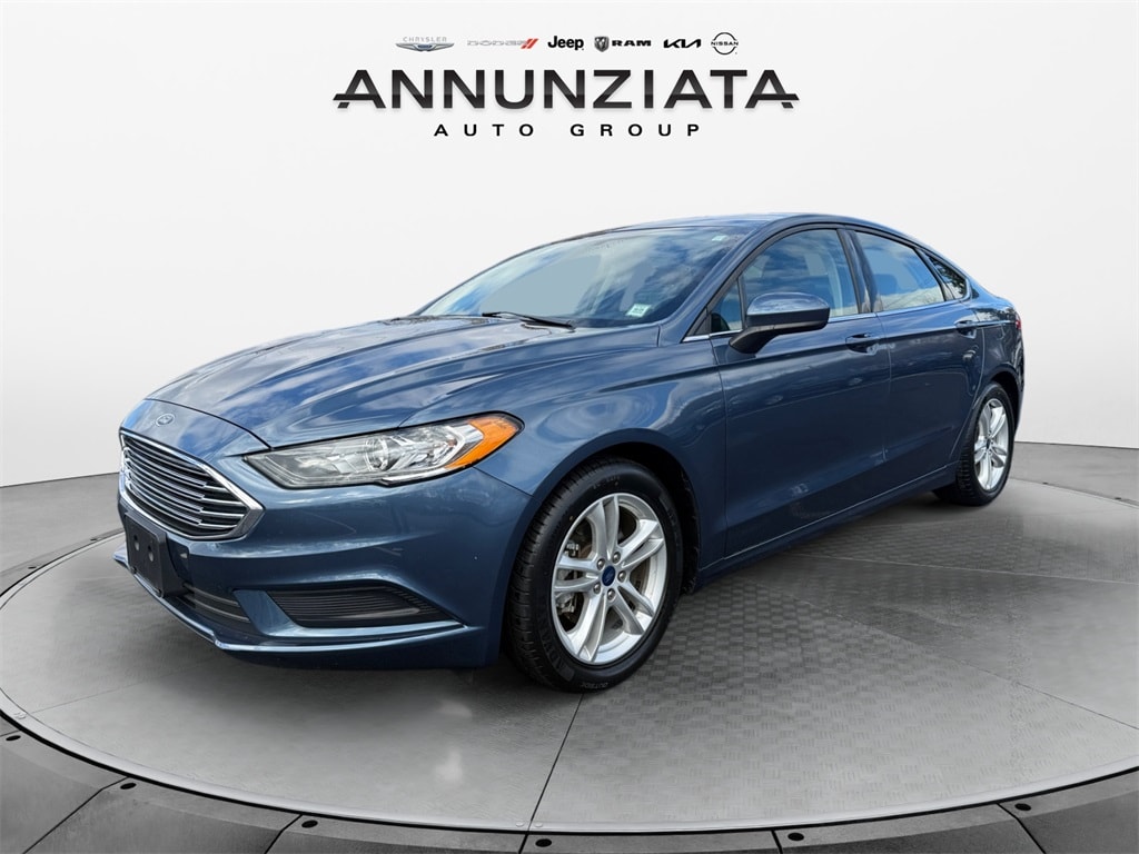 Used 2018 Ford Fusion SE Sedan
