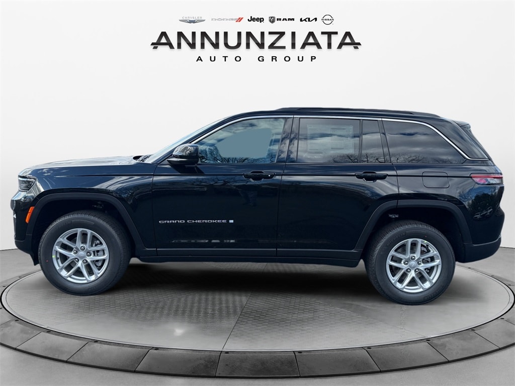 New 2025 Jeep Grand Cherokee Laredo X Sport Utility