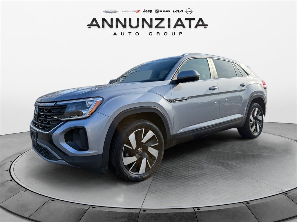 Used 2024 Volkswagen Atlas Cross Sport 2.0T SE w/Technology SUV