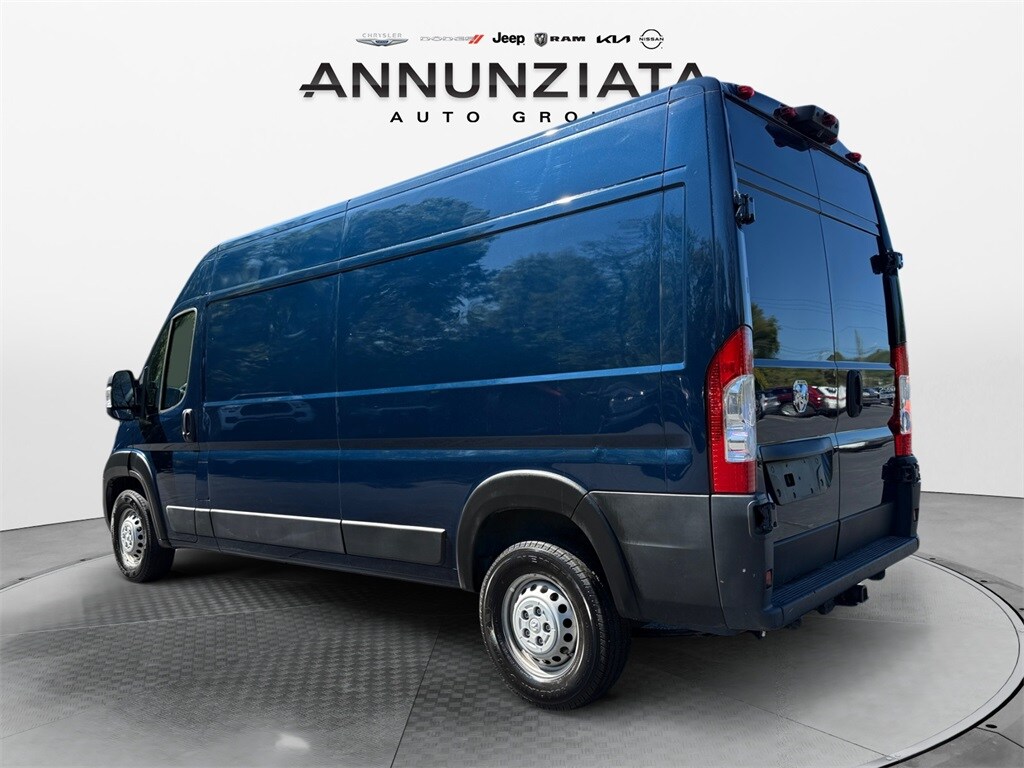 2024 Ram ProMaster 2500 Cargo Van photo 3