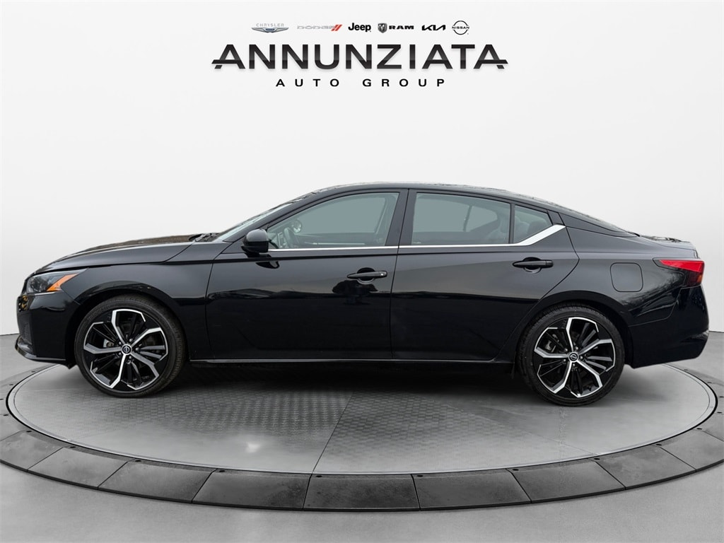 Used 2024 Nissan Altima 2.5 SR Sedan