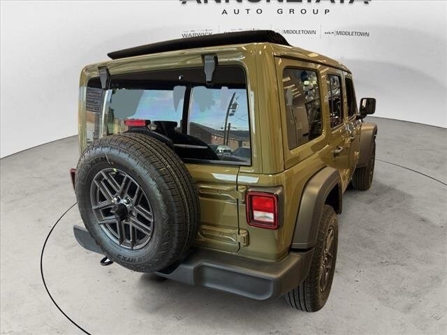 2025 Jeep Wrangler Sport S photo 4